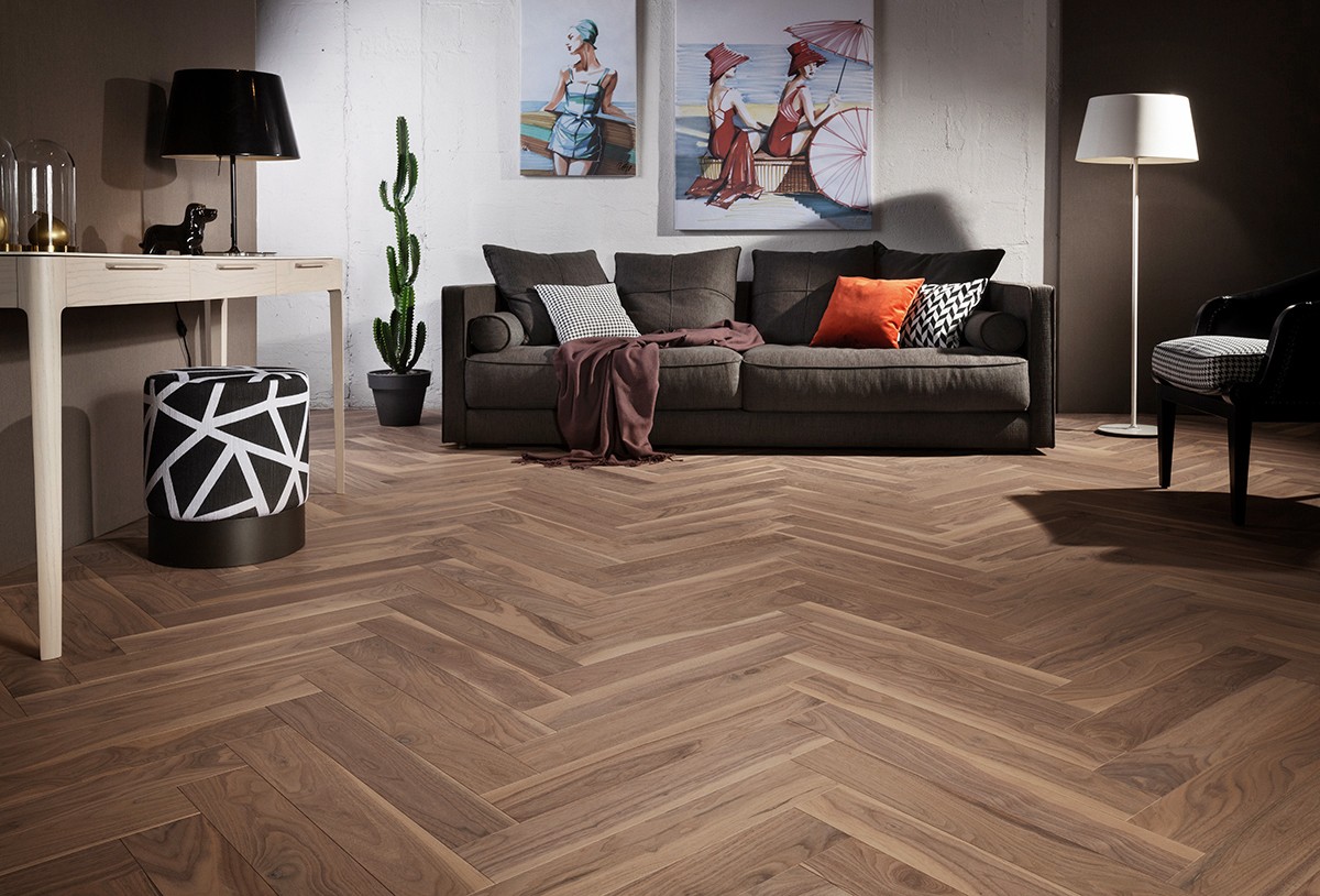 Coswick Foggy Dawn Herringbone — European Oak